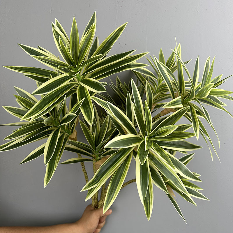 Plantes vertes simulées 3 tête - Snake Plant avis et prix